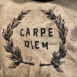 Carpe diem crewneck